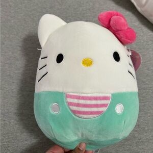 Hello Kitty Squishmallow